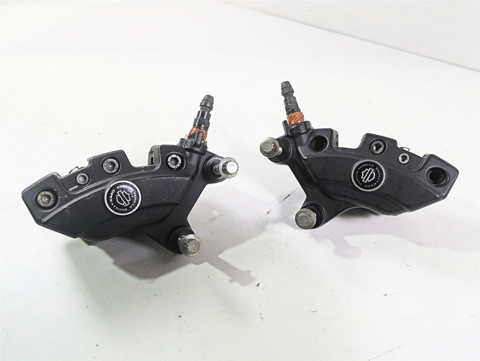 2010 Harley Touring FLHXSE CVO Street Glide Front Brake Caliper Set 46368-10 {{ shop.shopifyCountryName }} - Mototech271