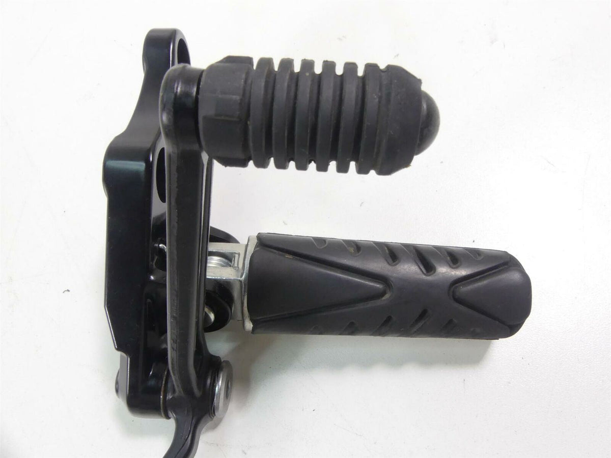 2020 Yamaha VMX17 1700 Left Footpeg Foot Peg + Gear Shifter Set 2S3-27442-10-00 {{ shop.shopifyCountryName }} - Mototech271