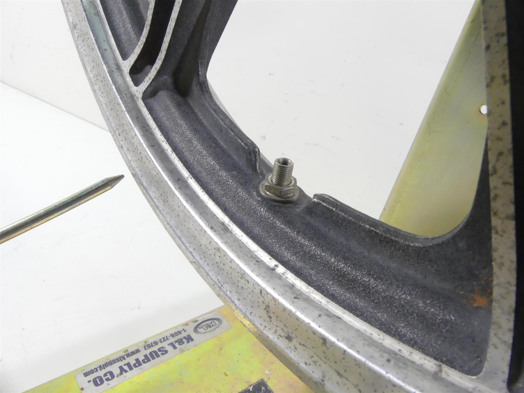 1978 Yamaha XS650 SE Special 19x1.85 Front Wheel Rim 2M1-25168-20-00 {{ shop.shopifyCountryName }} - Mototech271