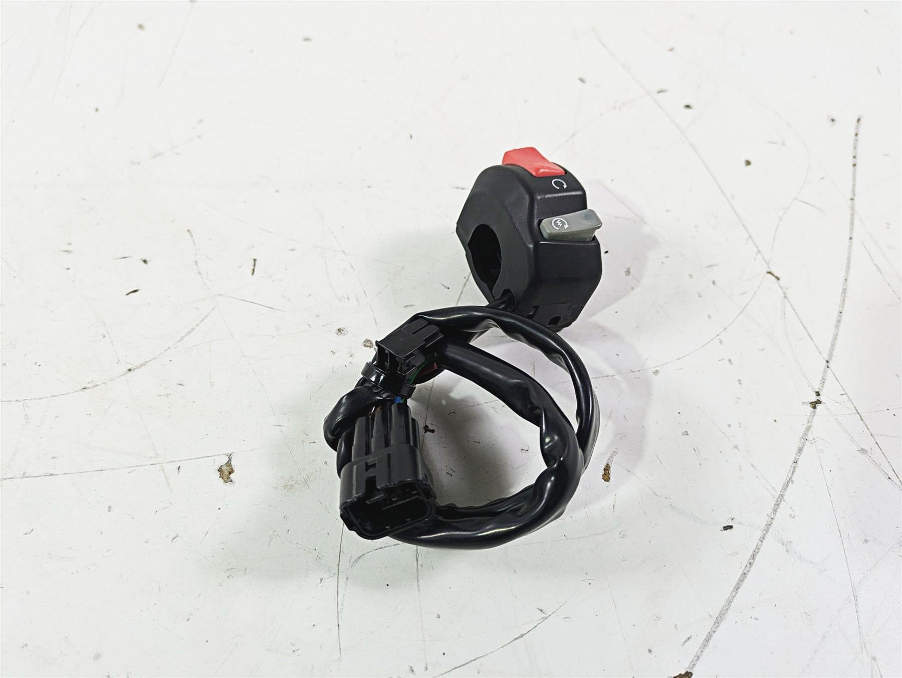 2005 Kawasaki ZX12R Ninja Right Hand Start Stop Control Switch 46091-1809 {{ shop.shopifyCountryName }} - Mototech271