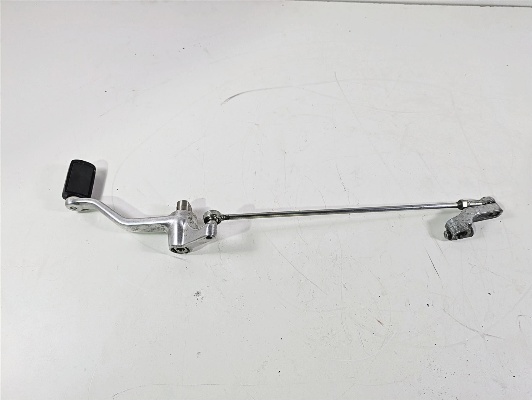 2016 Harley VRSCDX Night Rod Left Front Gear Selector & Shifter Parts 33757-01A {{ shop.shopifyCountryName }} - Mototech271