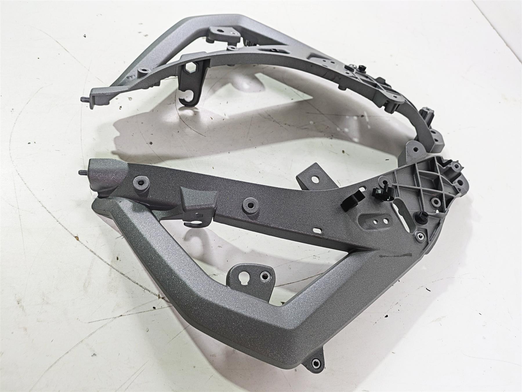 2015 BMW R1200GS Adv K51 Front Left Right Side Stay Carrier 46638528673 {{ shop.shopifyCountryName }} - Mototech271