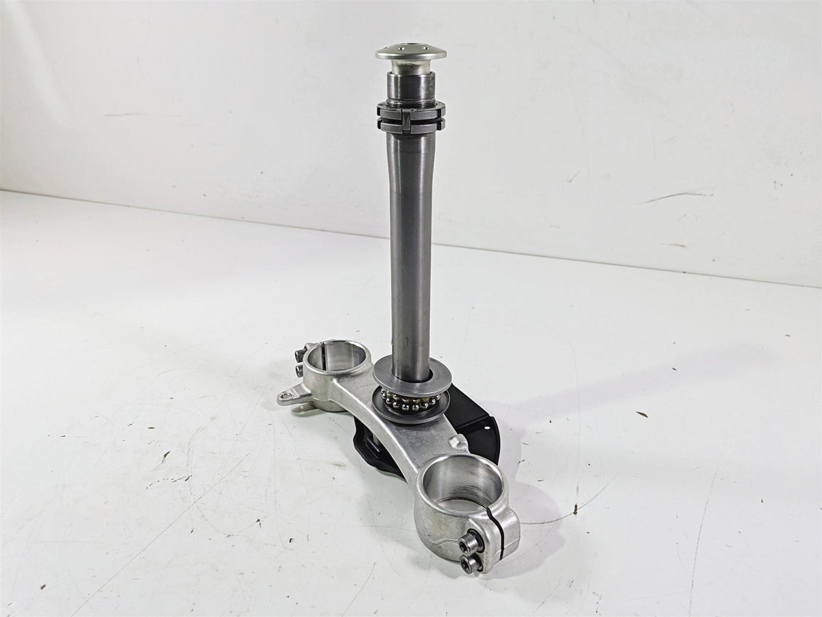 2019 BMW S1000XR K49 Lower Triple Tree Steering Clamp 58mm 31428552900 {{ shop.shopifyCountryName }} - Mototech271