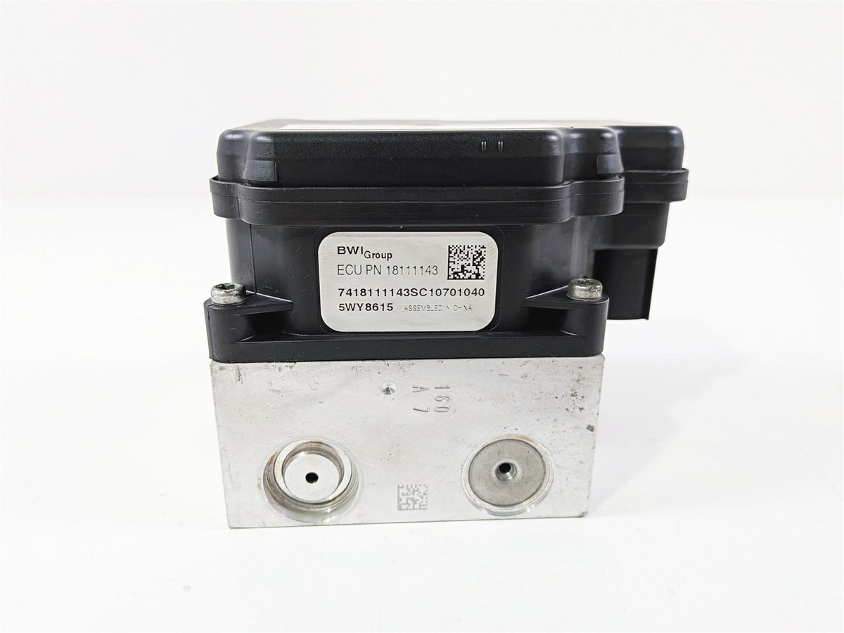 2011 Harley Touring FLHTCU CVO Electra Glide Abs Brake Pump Module 40601-08A-Mototech271