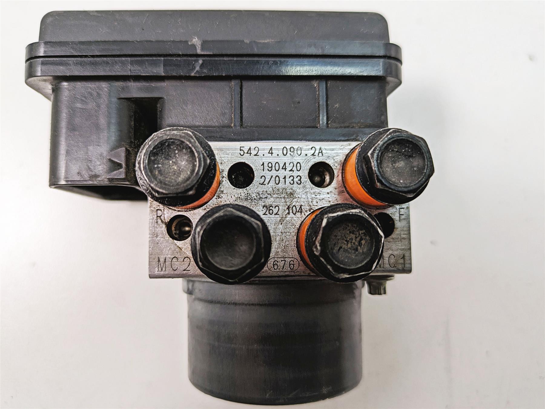 2020 Ducati Hypermotard 950 SP Abs Brake Pump Pressure Module Unit 54240911A {{ shop.shopifyCountryName }} - Mototech271