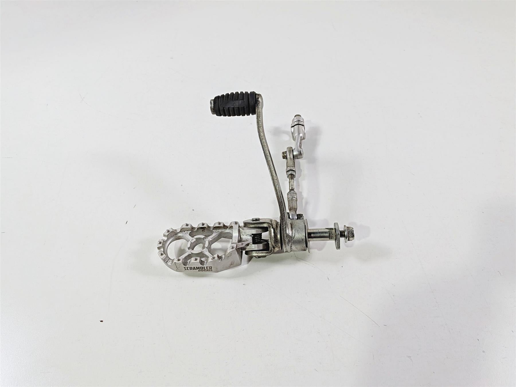 2015 Ducati Scrambler Urban Enduro Left Foot Peg + Mount & Shifter 45620781AA-Mototech271