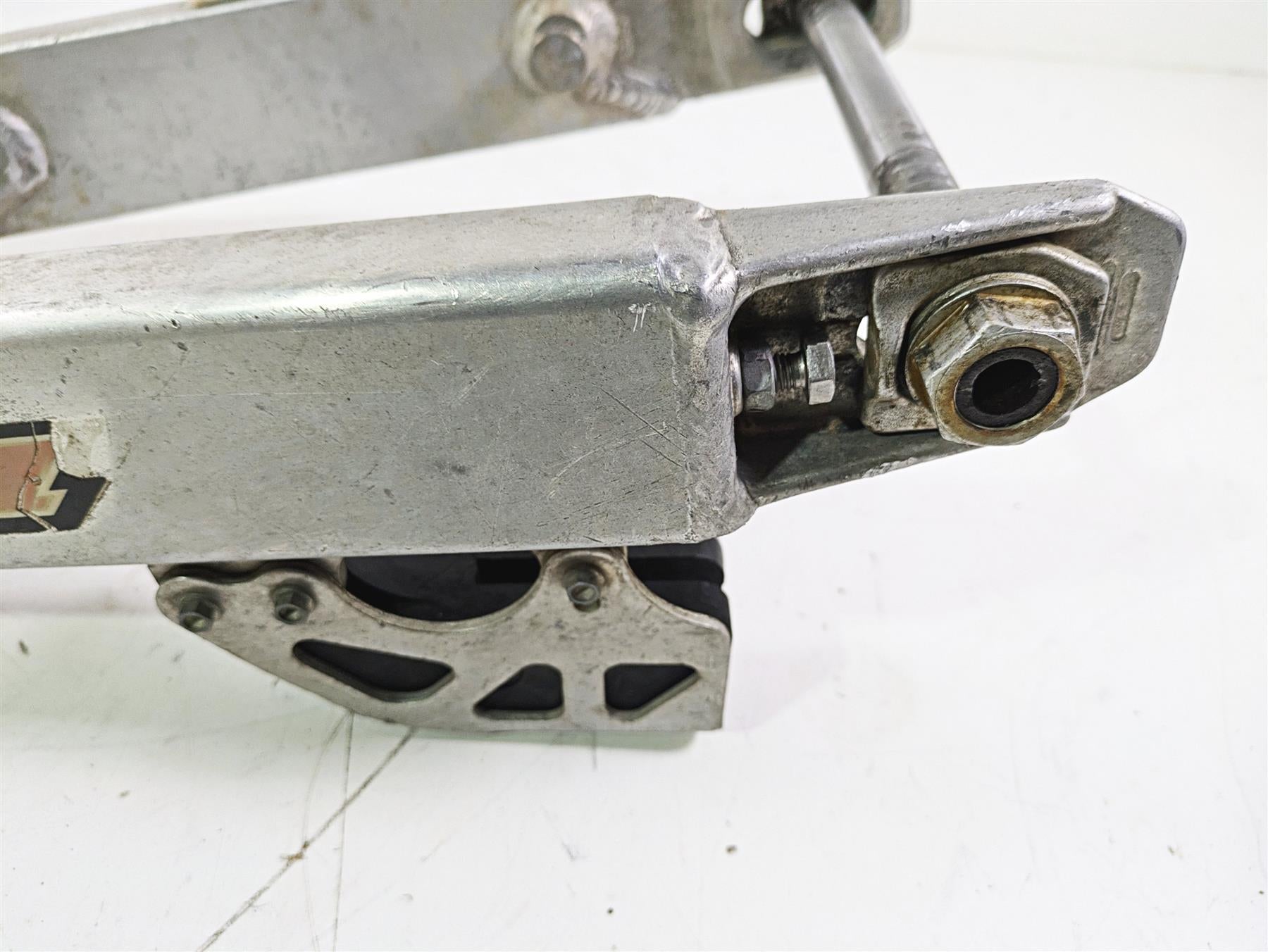 1998 KTM 380 SX MX Straight Swingarm Swing Arm & Rear Axle 50304030044 {{ shop.shopifyCountryName }} - Mototech271