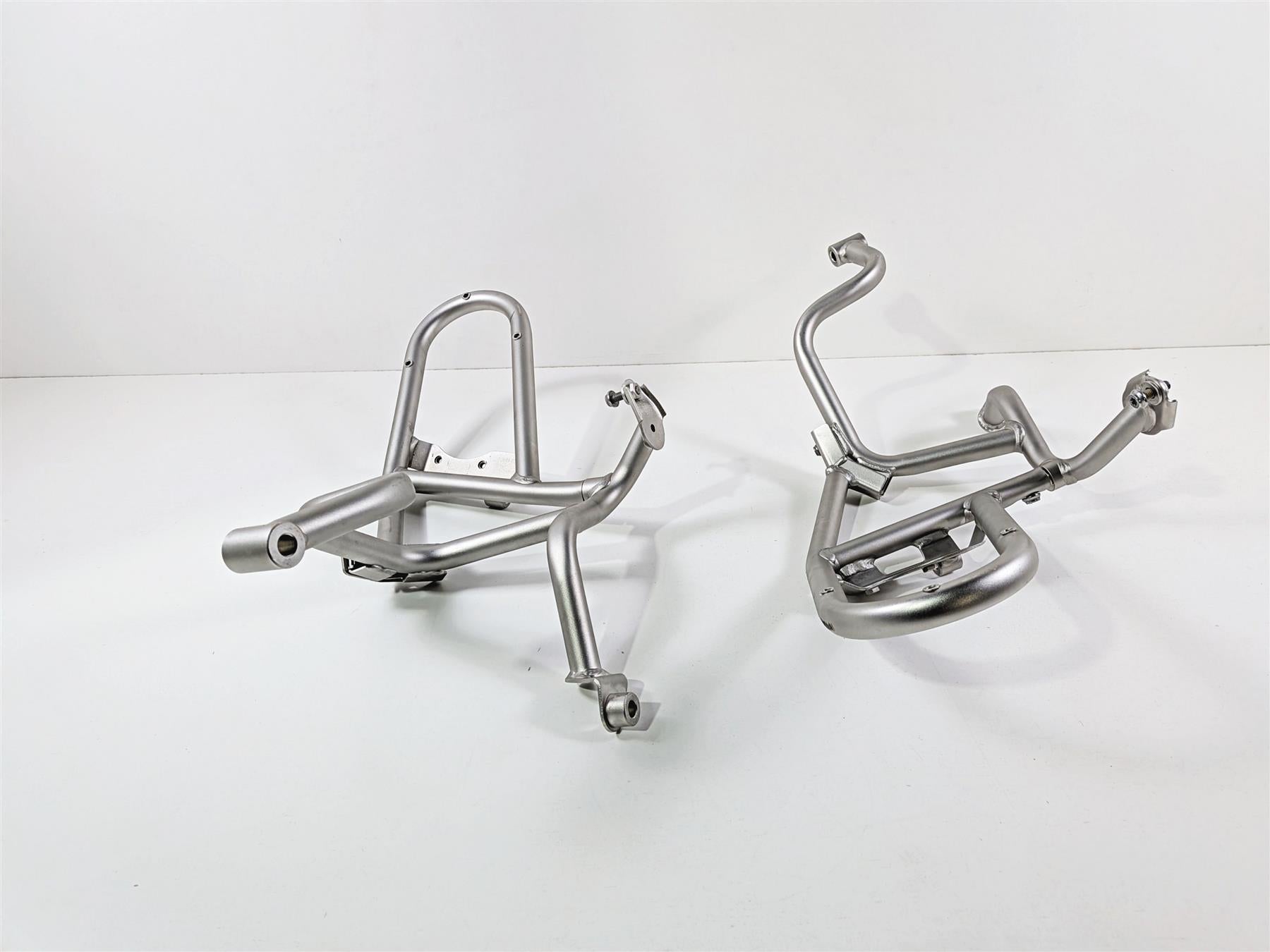 2023 BMW R1250RT RTP K52 Engine Protection Crash Bar Set READ 11848548601 {{ shop.shopifyCountryName }} - Mototech271