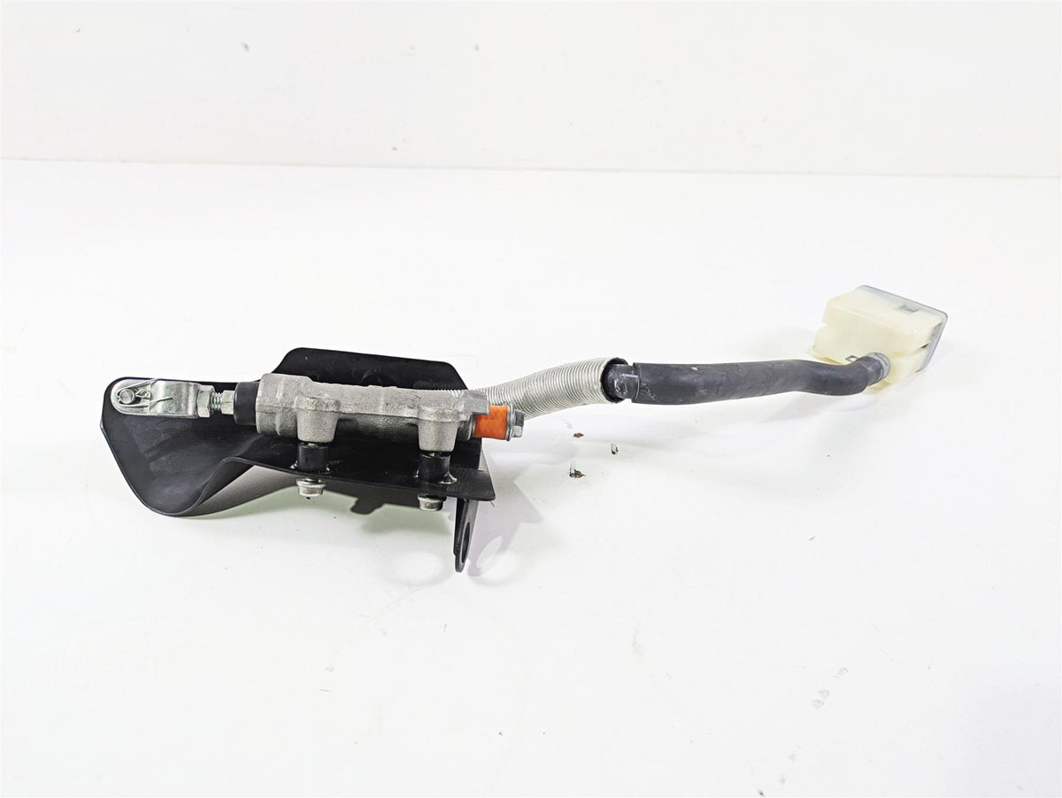 2019 Suzuki M109R VZR1800 Boulevard Rear Brake Master Cylinder 14mm 69600-48G00 {{ shop.shopifyCountryName }} - Mototech271