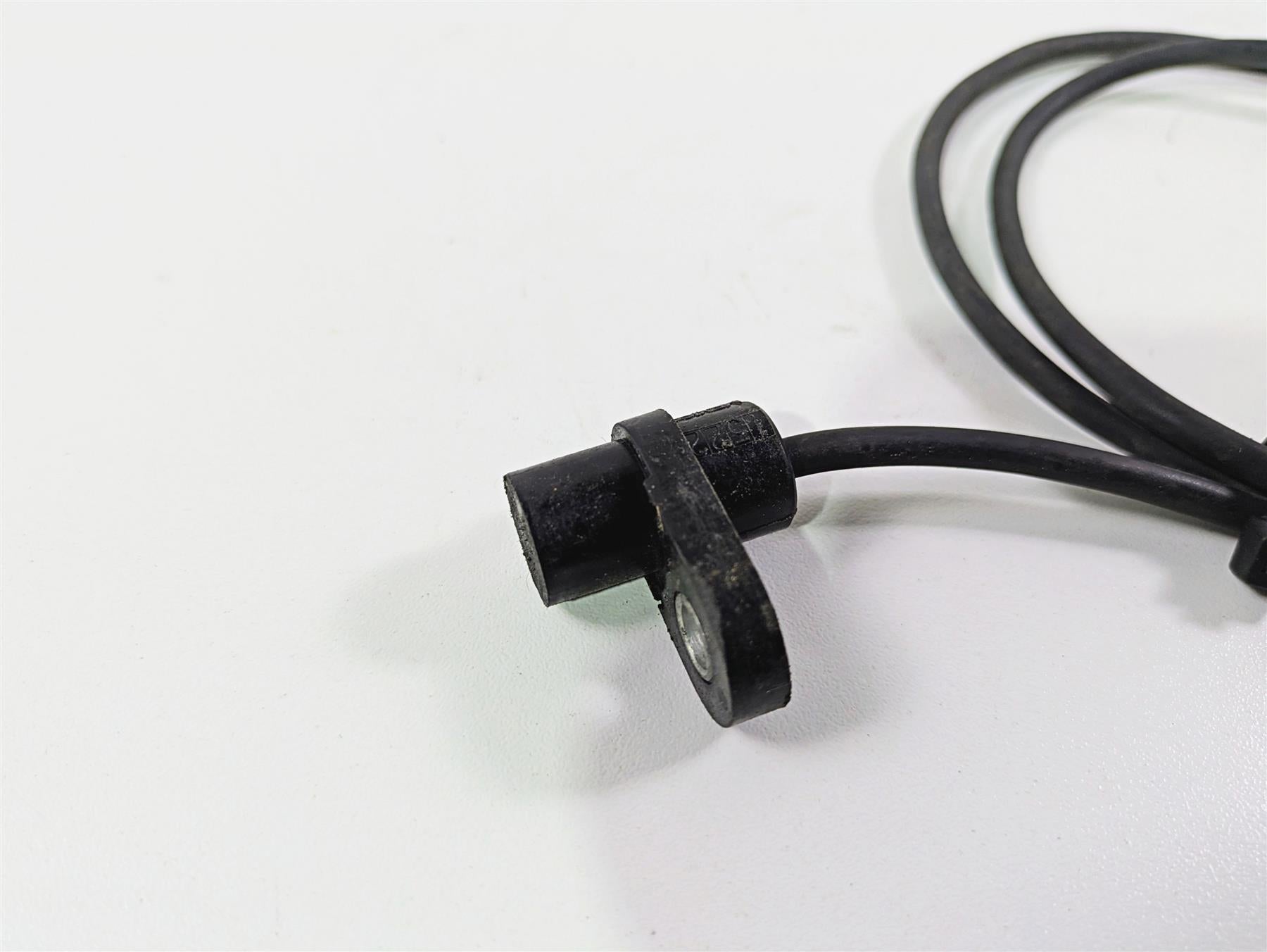 2018 Indian Springfield Dark Horse Front Brake Abs Wheel Sensor - Read 4013251 {{ shop.shopifyCountryName }} - Mototech271