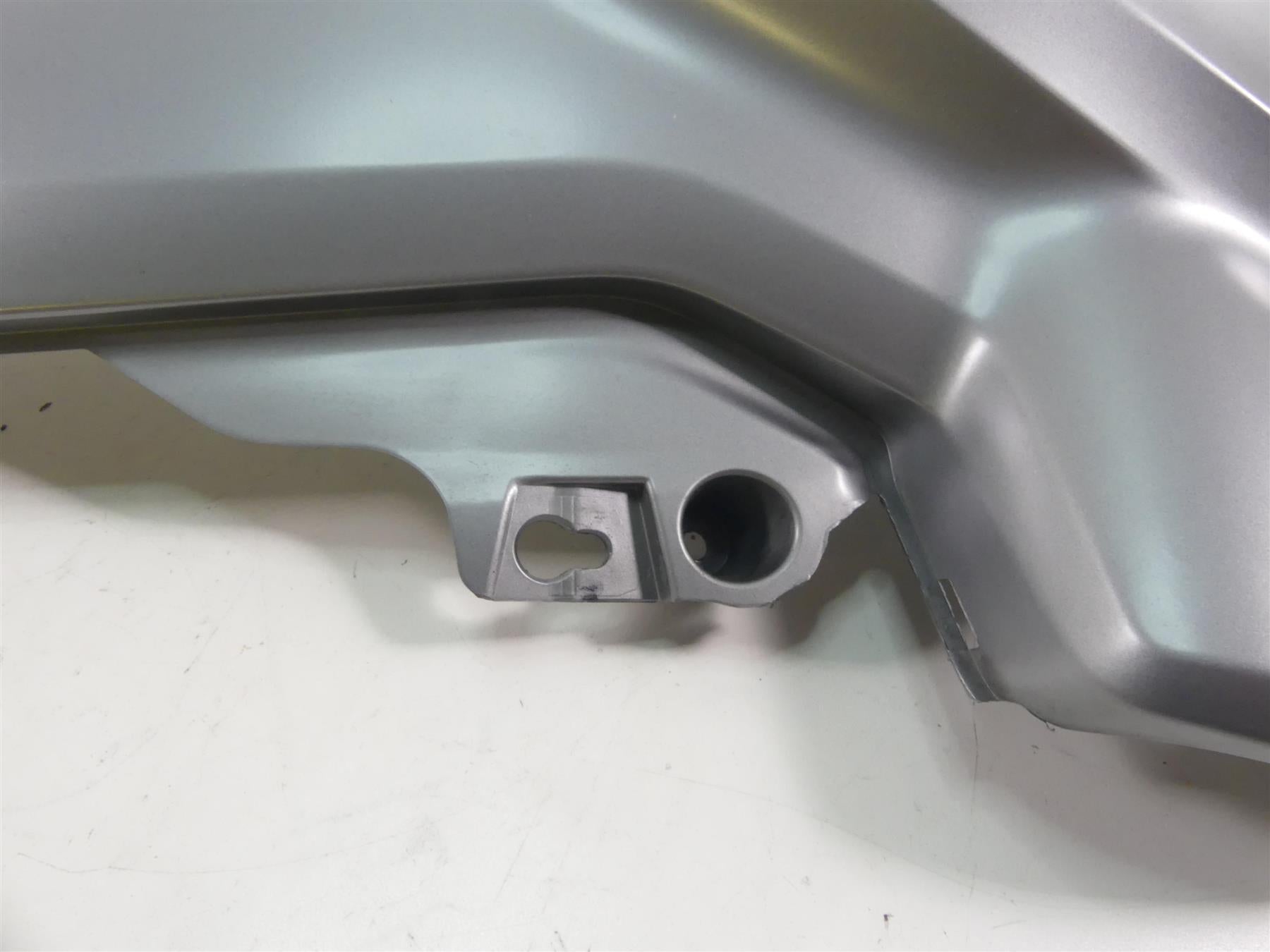 2017 BMW R1200GS GSW K50 Right Tank Side Fairing Cover Granitgray 46638533678 {{ shop.shopifyCountryName }} - Mototech271