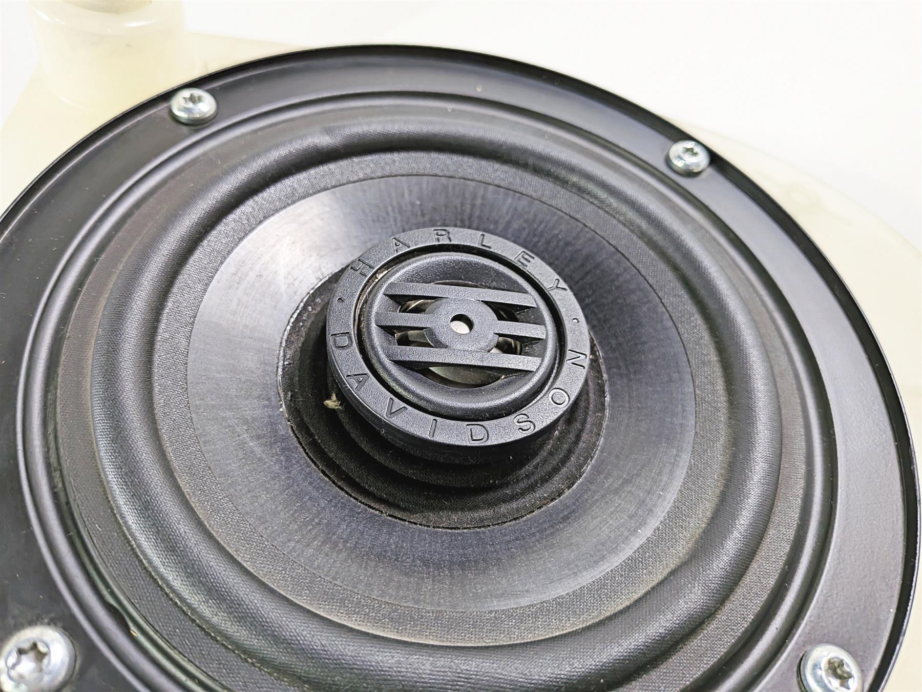 2014 Harley Touring FLHTK Electra Glide Right Front Speaker & Housing 57000175-Mototech271