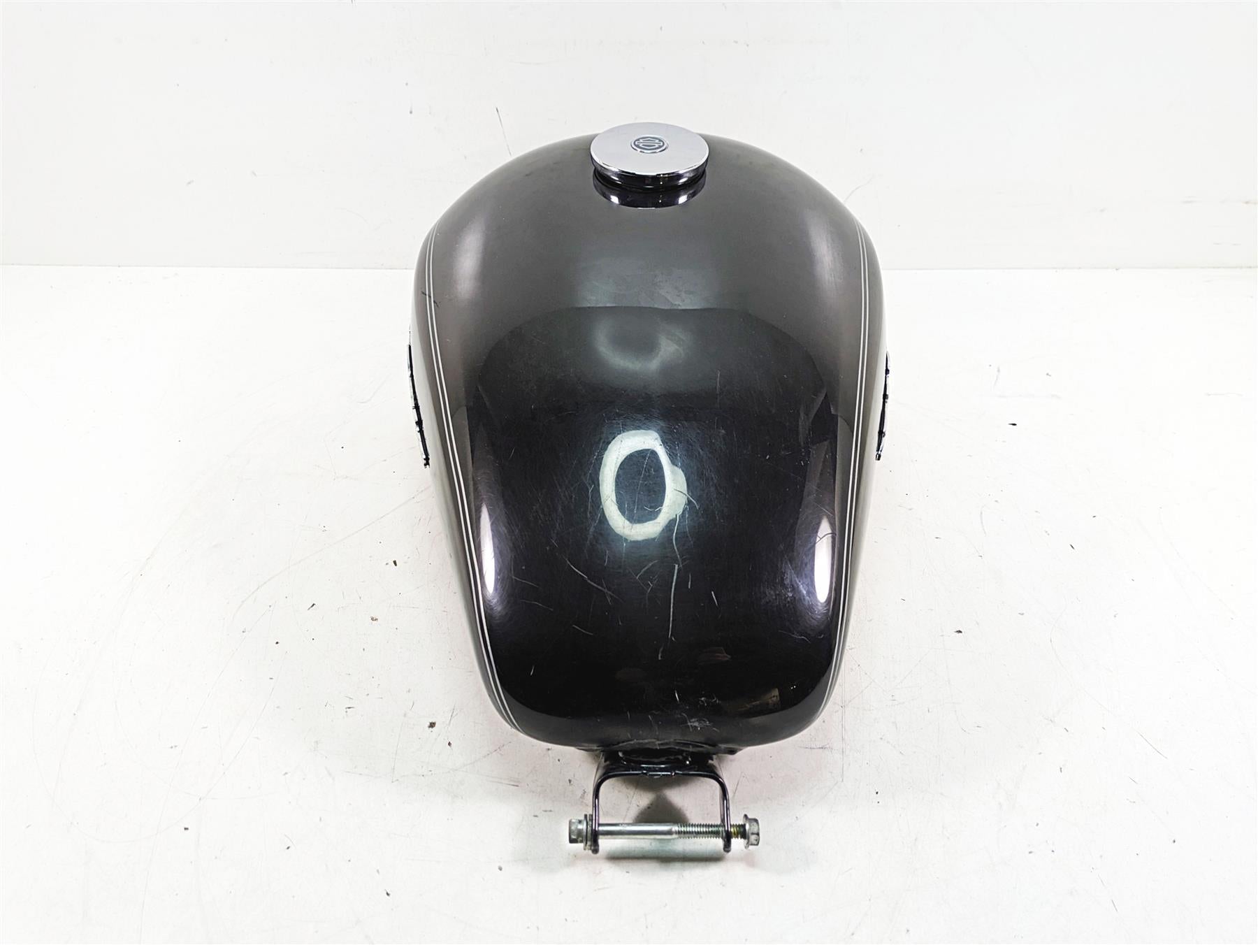 2007 Harley Sportster XL1200 C Fuel Gas Petrol Tank - No Dent - Read 62213-07 {{ shop.shopifyCountryName }} - Mototech271