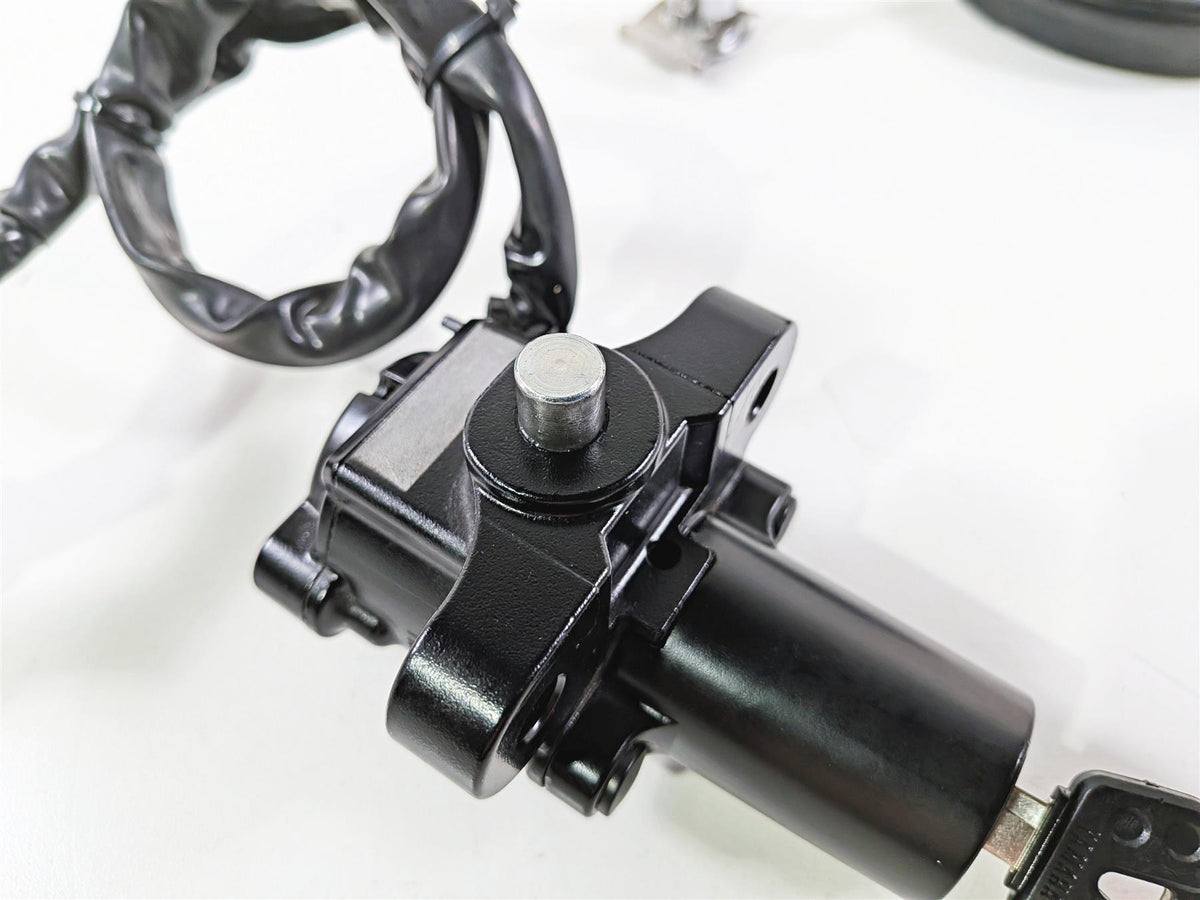 2025 Yamaha YZF R7 Ignition Switch Key Set Gas Cap Seat Lock BEB-82501-01-00 {{ shop.shopifyCountryName }} - Mototech271