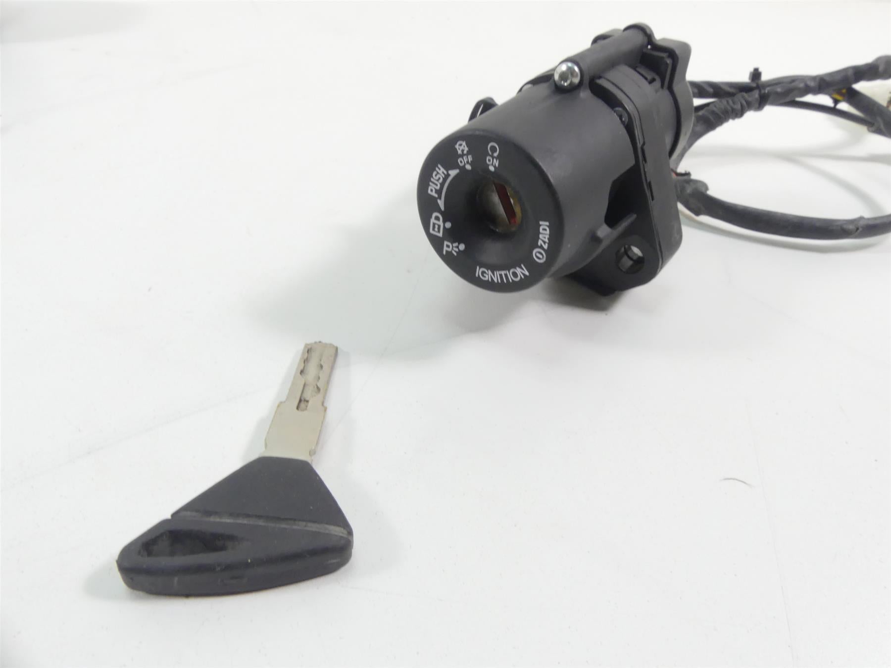 2019 Aprilia Tuono V4 RR Factory Speedometer Cdi Ignition Key Lock Set 2B003549 {{ shop.shopifyCountryName }} - Mototech271