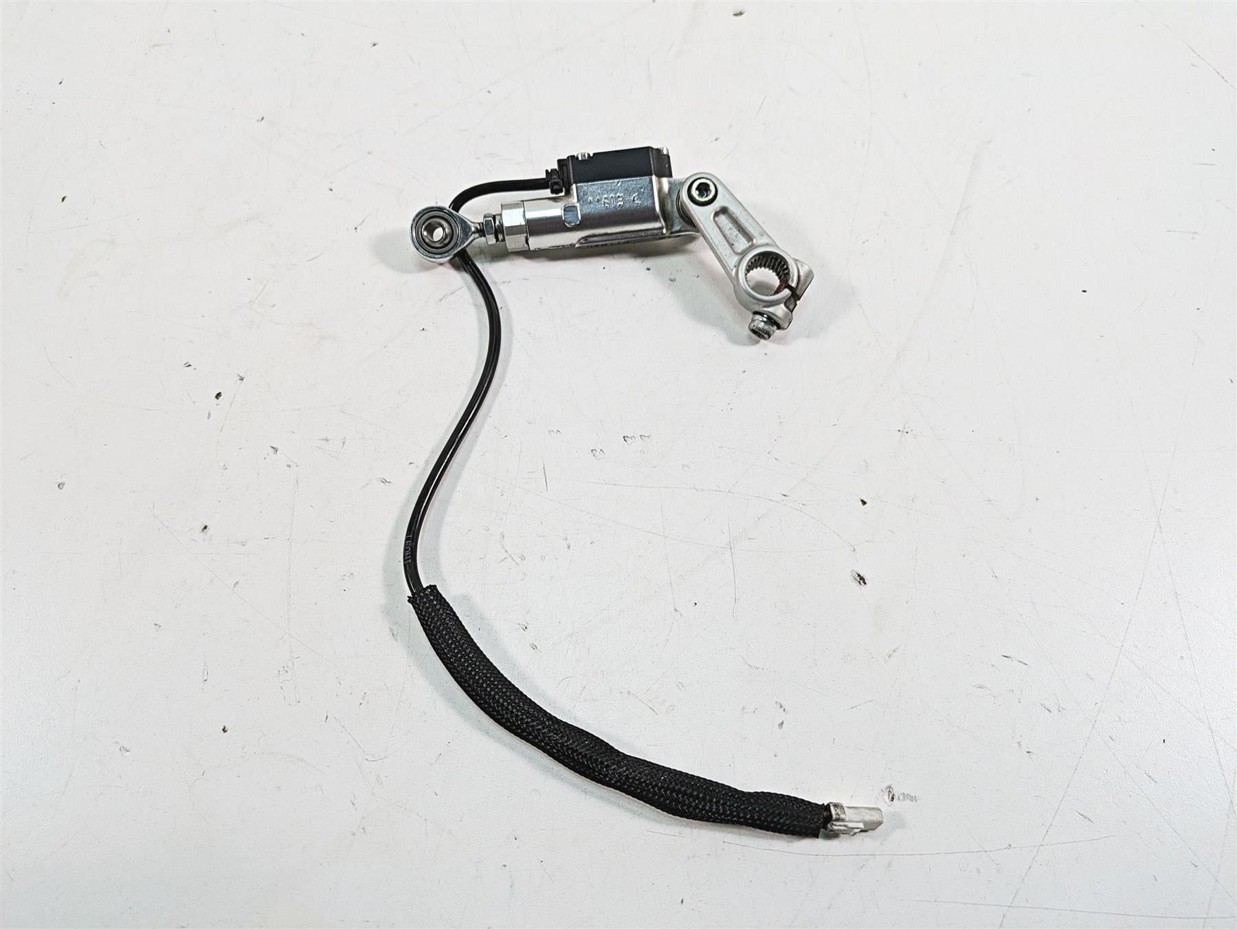 2020 Ducati Hypermotard 950 SP Quickshifter Quick Gear Shifter 55215494B {{ shop.shopifyCountryName }} - Mototech271