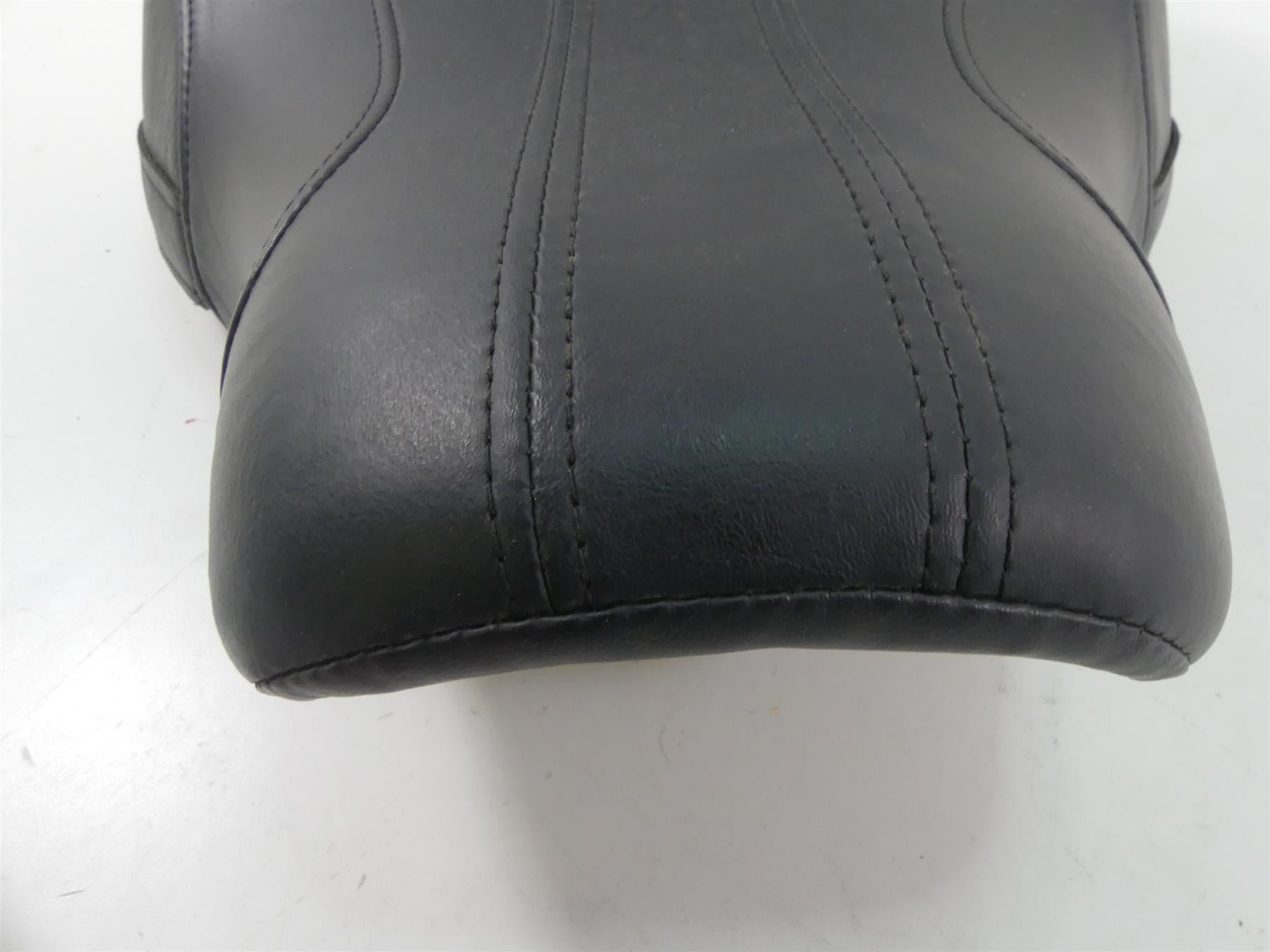 2019 Harley FLHC Softail Heritage Front Rider Driver Saddle Seat Set 52000271 {{ shop.shopifyCountryName }} - Mototech271