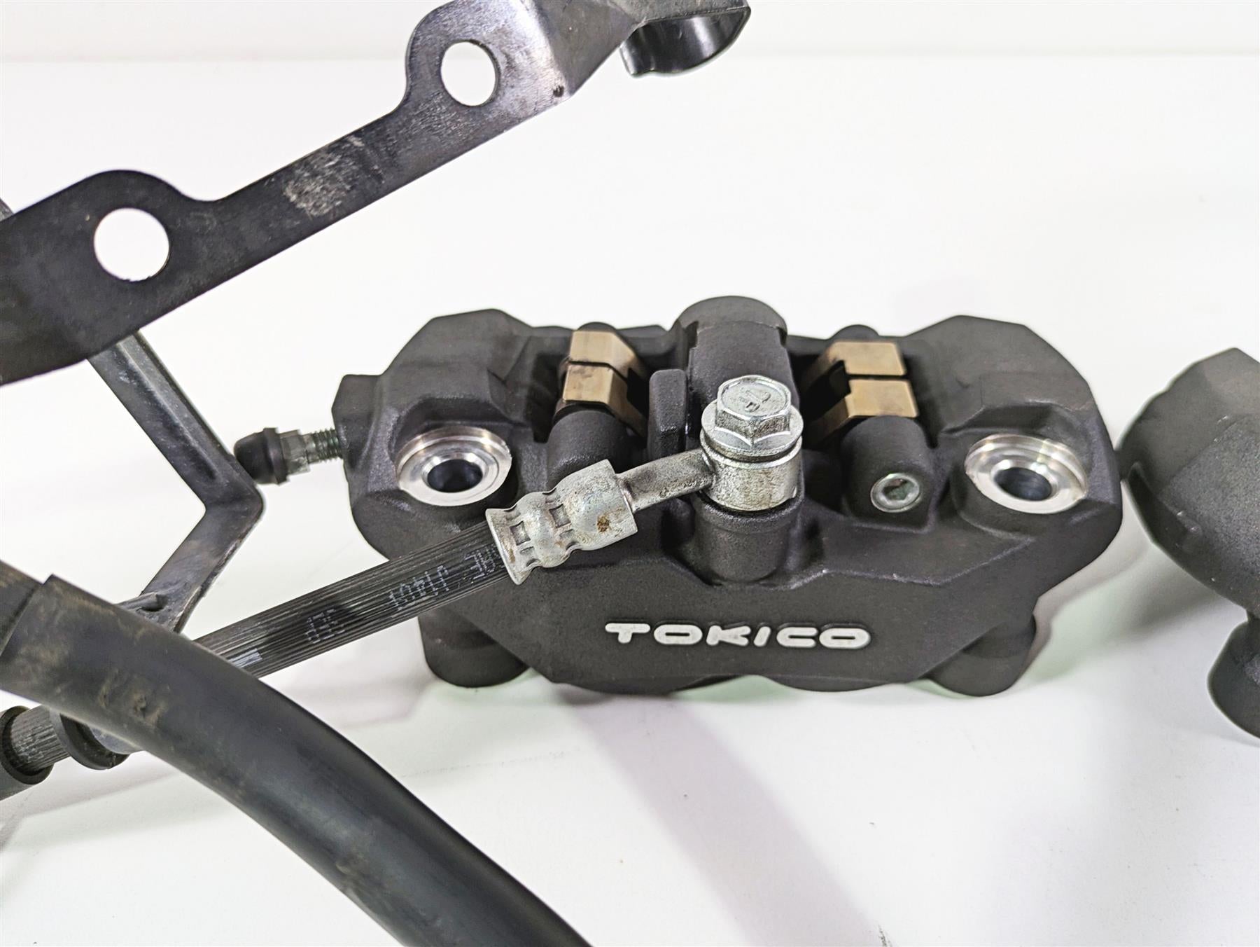 2016 Suzuki M109R VZR1800 Boulevard Tokico Front Brake Caliper Set 59100-41G40 {{ shop.shopifyCountryName }} - Mototech271