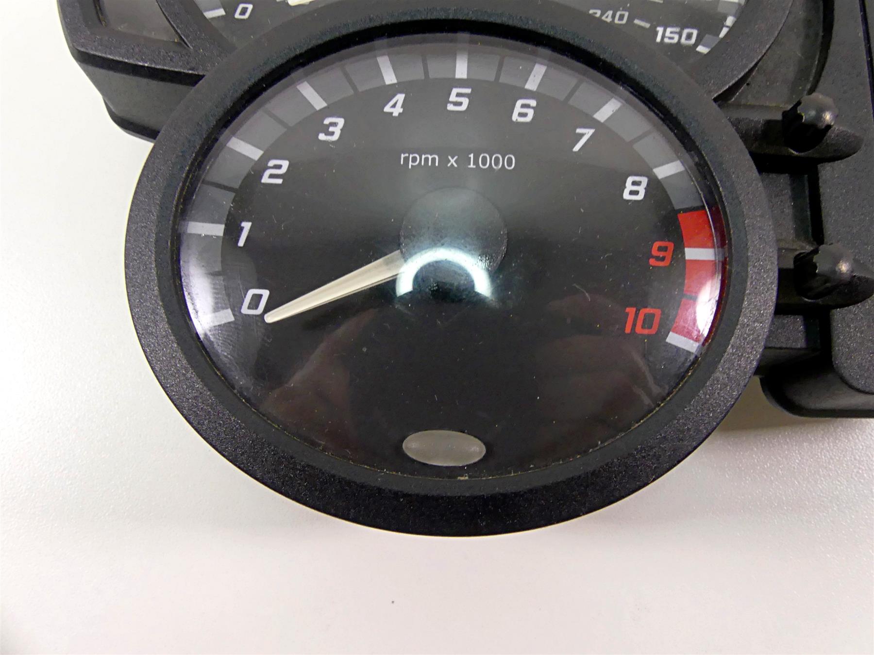 2013 BMW F800GS STD K72 Speedometer Gauge Instrument 24K 62118535811 62118534794 {{ shop.shopifyCountryName }} - Mototech271