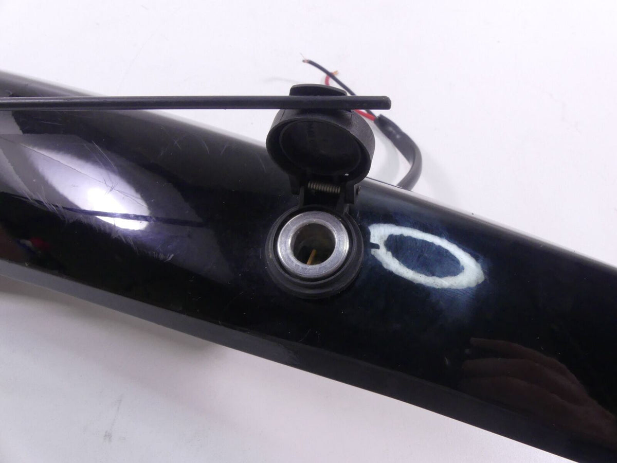 2008 BMW R1200R K27 Right Mid Lateral Trim Panel Fairing Cover - Read 4663769719 {{ shop.shopifyCountryName }} - Mototech271