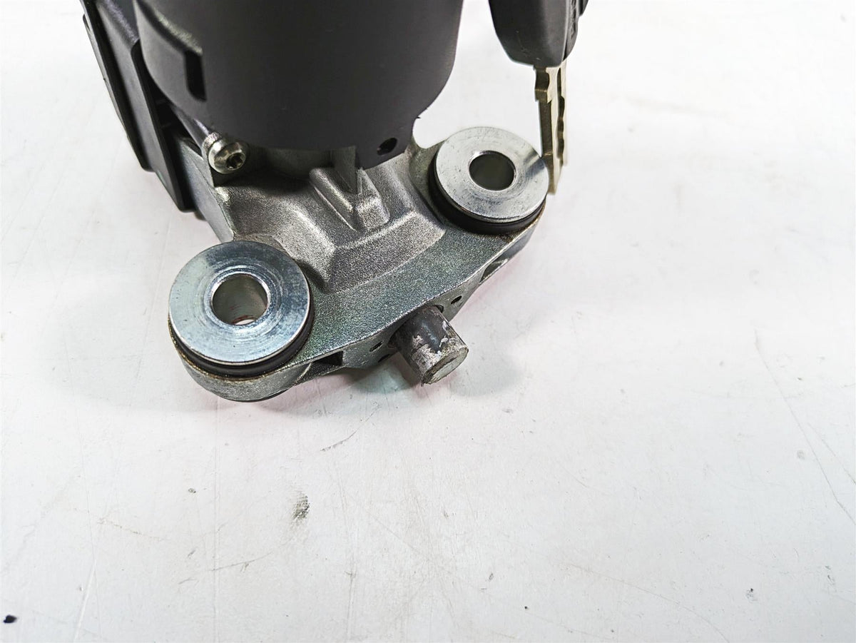 2016 Ducati Panigale 1299 S Cdi Engine Module Ignition Switch Key Set 28642521B {{ shop.shopifyCountryName }} - Mototech271