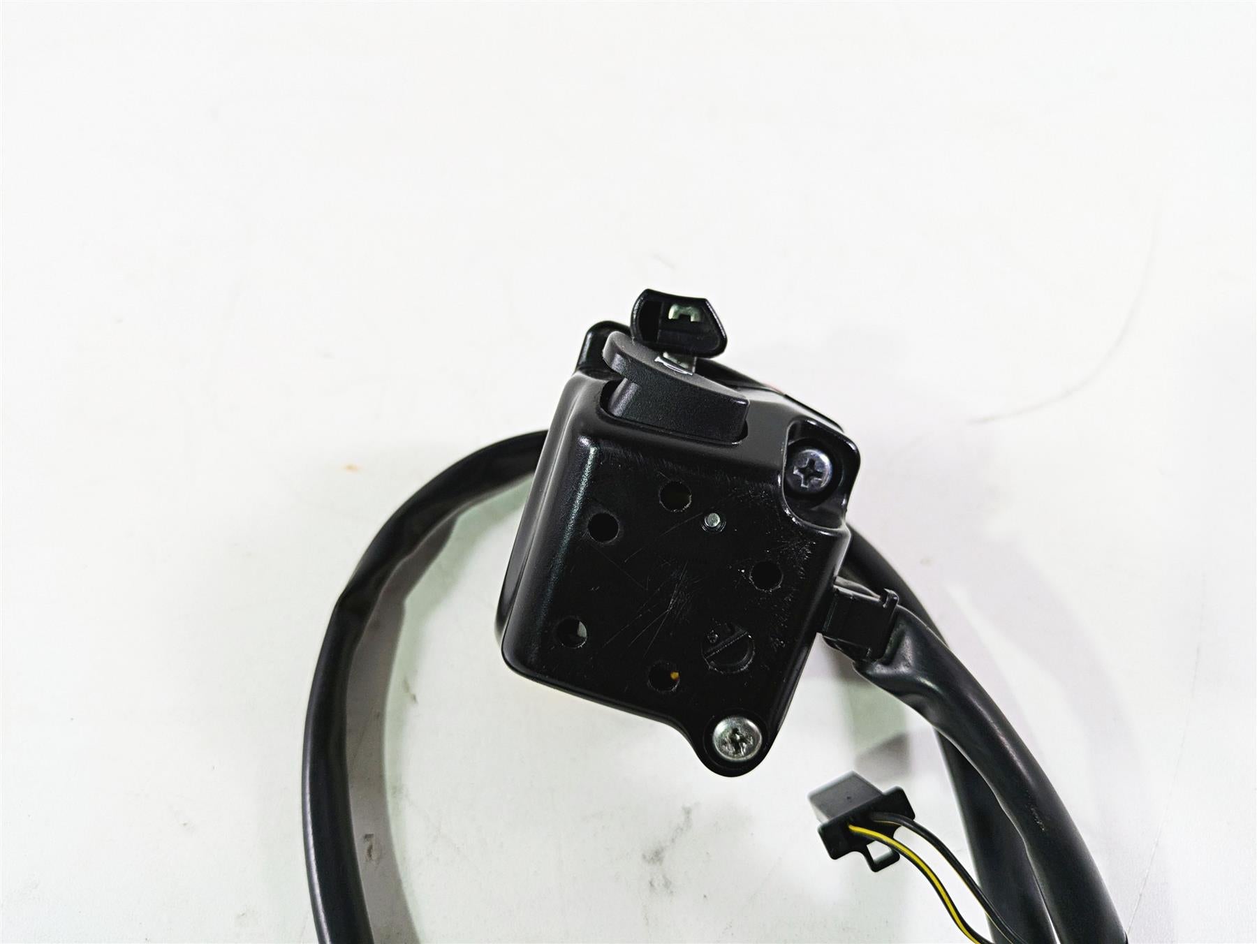 2016 Suzuki M109R VZR1800 Boulevard Left Hand Control Switch 37400-48GB0 {{ shop.shopifyCountryName }} - Mototech271
