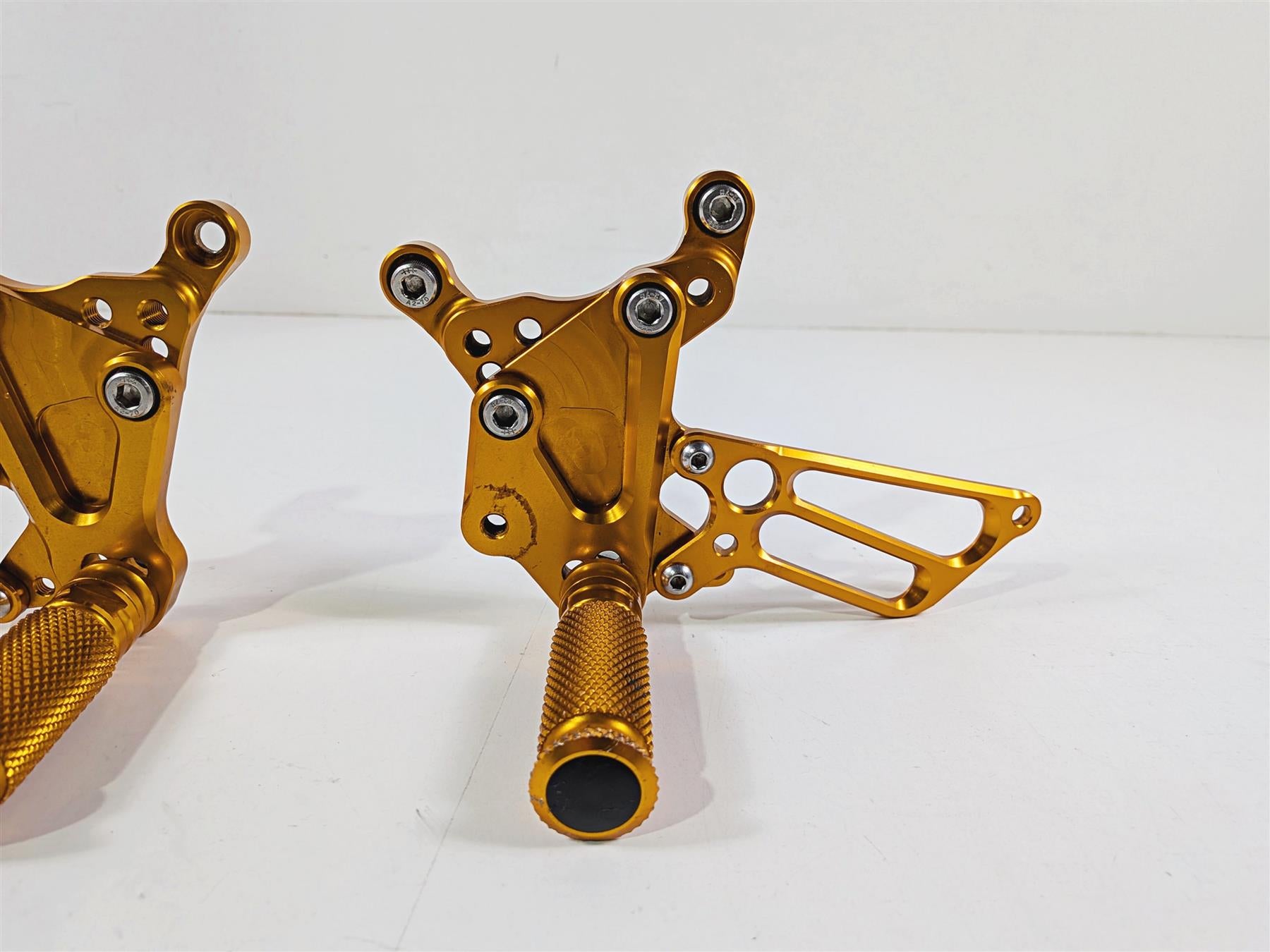2007 Mv Agusta F4 1000R 312 Golden Aftermarket Foot Peg Rearset-Mototech271