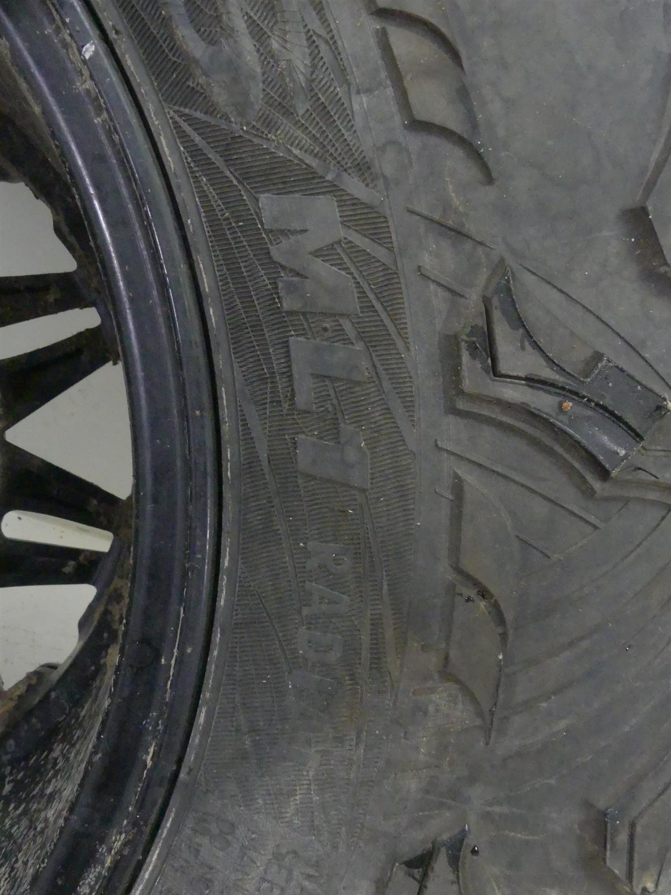 2021 Kawasaki Teryx KRX1000 KRF1000 Rear L Wheel Tire 31X10.00R15 ML3 41009-0817 {{ shop.shopifyCountryName }} - Mototech271