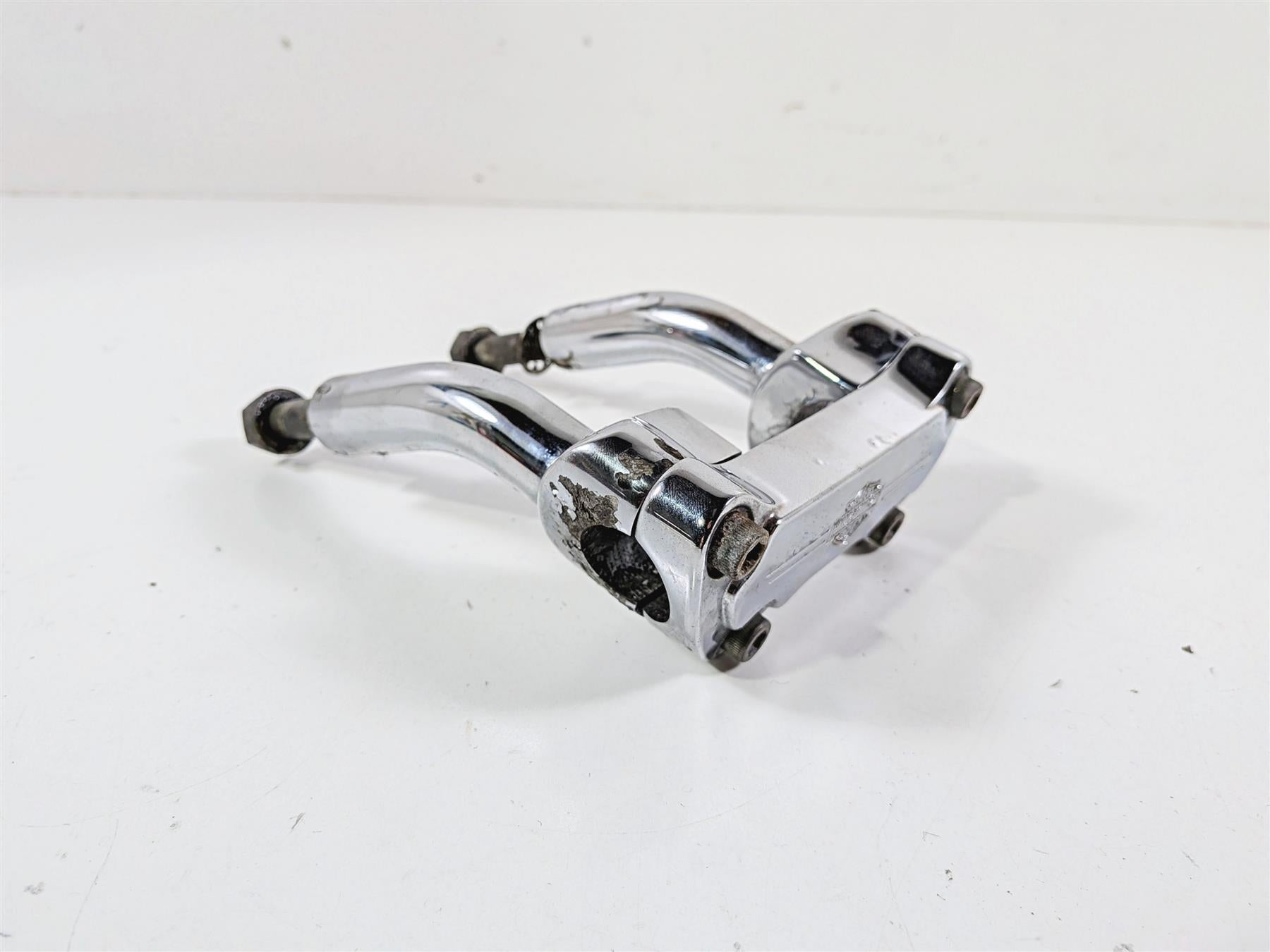2007 Harley Dyna FXDB Street Bob Handlebar Riser Holder Clamps 5" 56568-86B {{ shop.shopifyCountryName }} - Mototech271