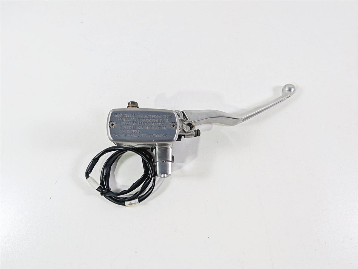 2006 Yamaha XVZ1300 Royal Star Front Brake Master Cylinder 4XY-W2587-01-00 {{ shop.shopifyCountryName }} - Mototech271