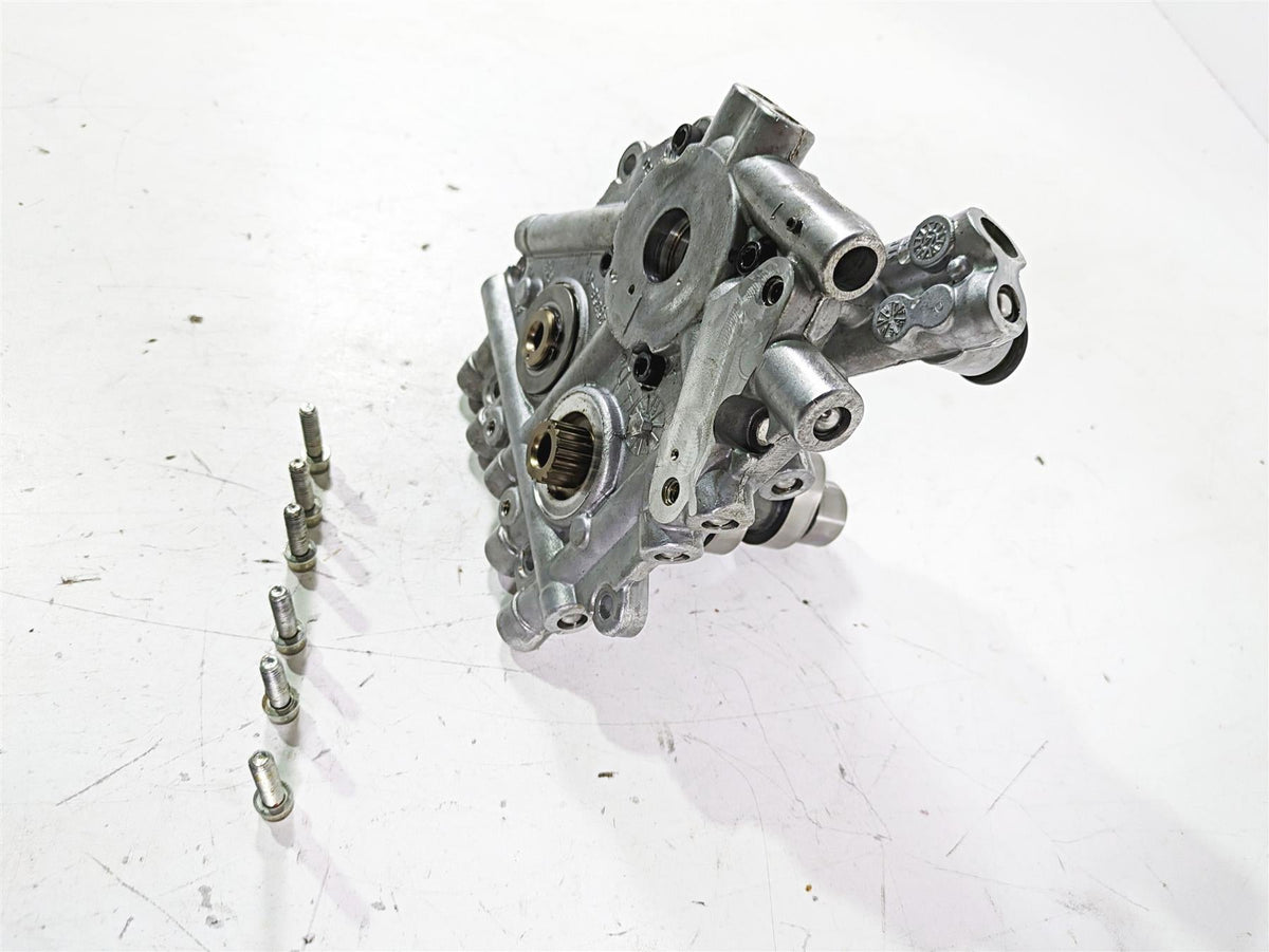 2015 Harley Touring FLHXS Street Glide Cam Shaft Chest + Oil Pump 25358-06A {{ shop.shopifyCountryName }} - Mototech271