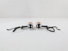 Load image into Gallery viewer, 2006 Suzuki C90 VL1500T Boulevard Front Blinker Turn Signal Set 35601-38AB0
