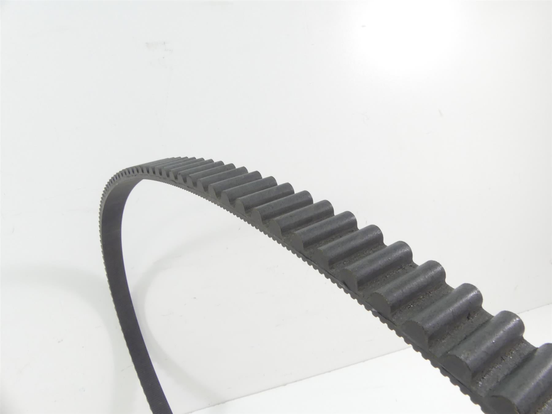 2007 Yamaha XVS1300 V-Star Rear Drive Belt 3D8-46241-00-00 {{ shop.shopifyCountryName }} - Mototech271