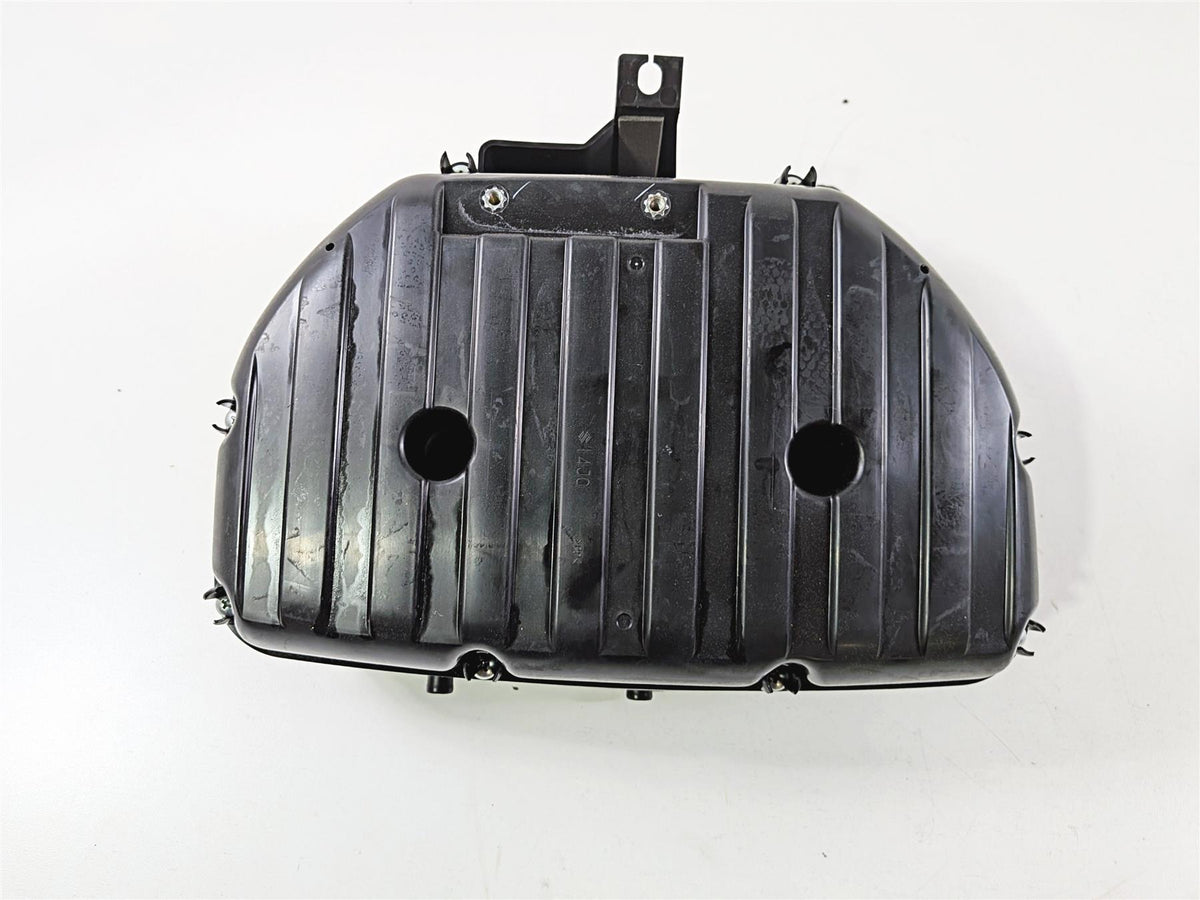 2024 Suzuki GSXR 600 Air Box Cleaner Breather Filter 13720-14J01 {{ shop.shopifyCountryName }} - Mototech271