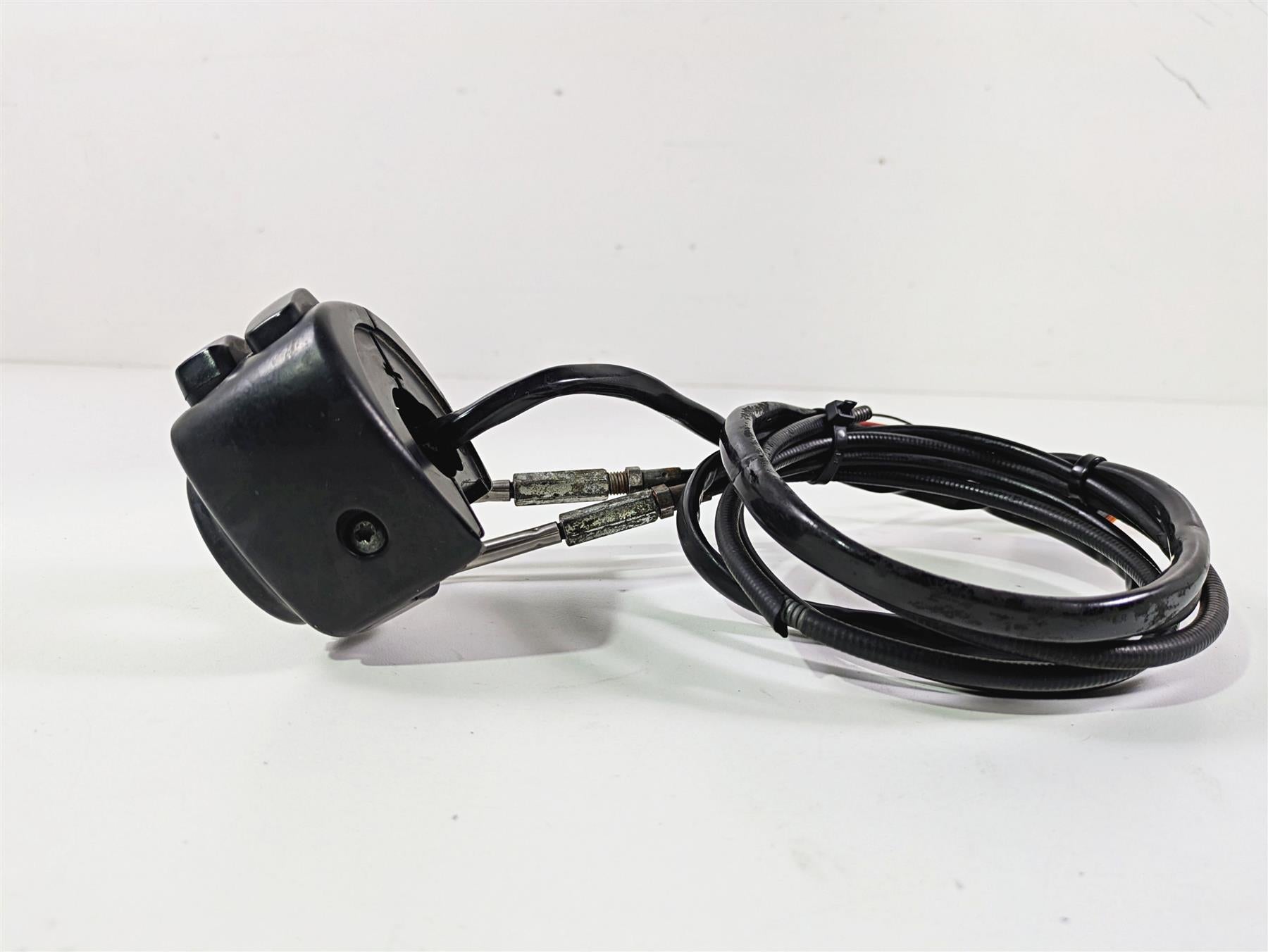 1999 Harley Dyna FXDL Low Rider Right Hand Control Switch 71684-06A {{ shop.shopifyCountryName }} - Mototech271