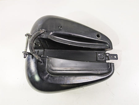 2008 Harley FLSTSB Cross Bones Fuel Gas Petrol Tank -Read 61000800 {{ shop.shopifyCountryName }} - Mototech271