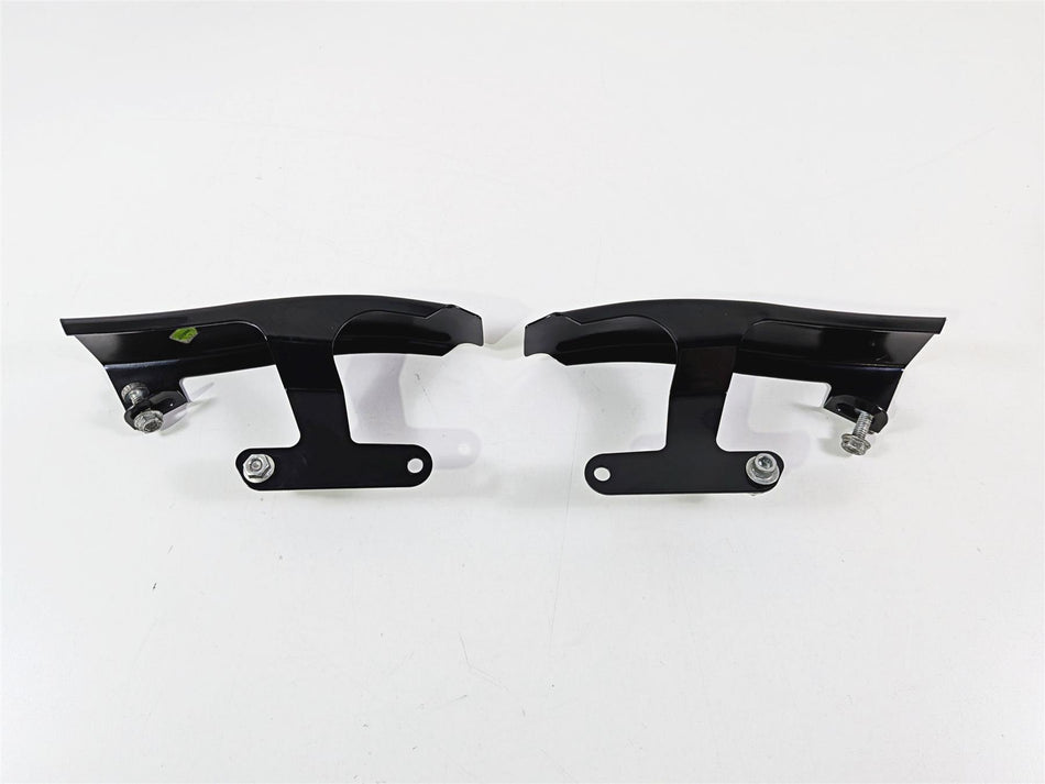 2011 Harley Touring FLHTCU CVO Electra Glide Saddlebag Fender Trim 90200379DFP