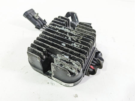 2018 Indian Chieftain Limited Rectifier Voltage Regulator 4014300 {{ shop.shopifyCountryName }} - Mototech271