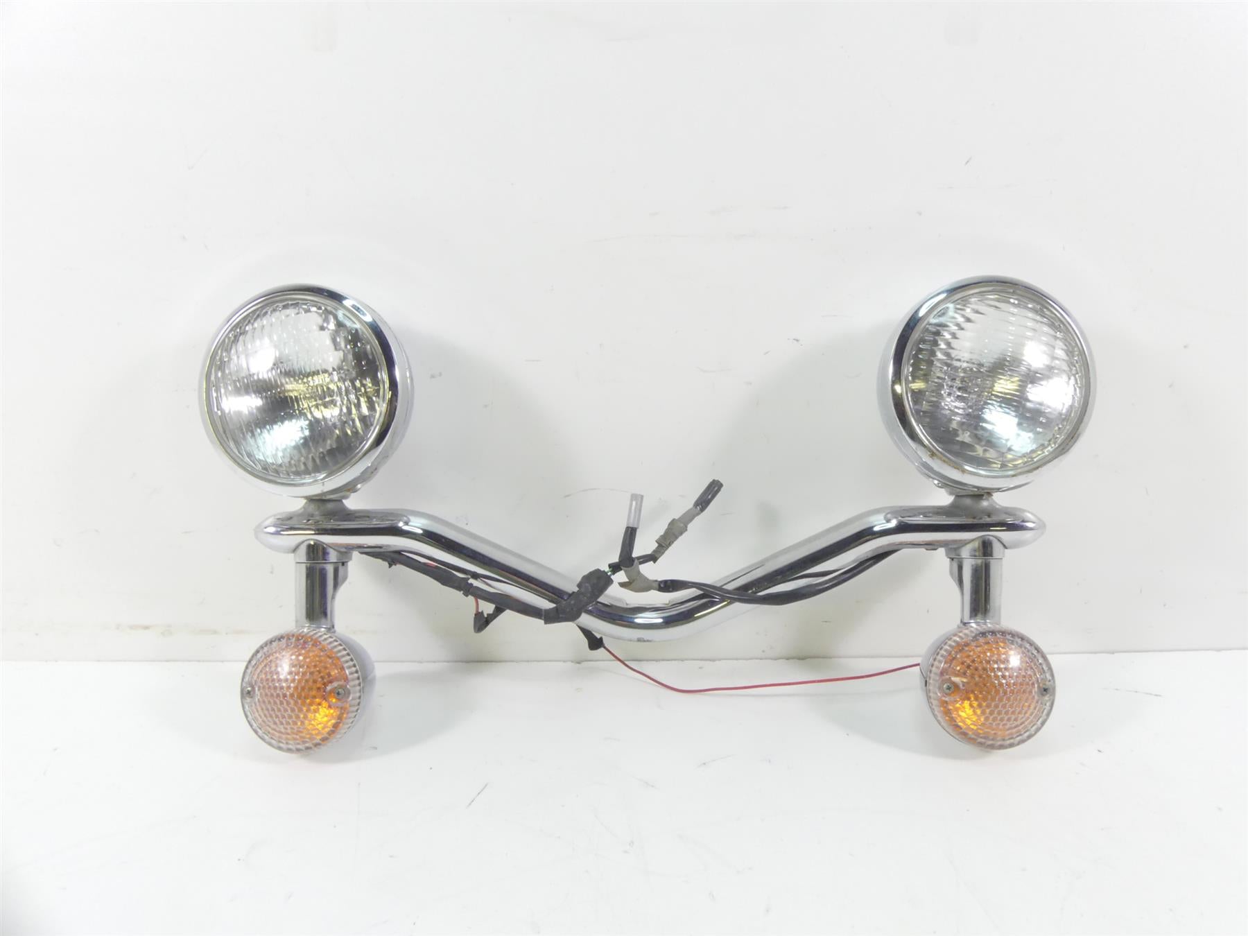 2007 Yamaha XVS1300 V-Star Front Spot Light Blinker Bar Set 3D8-83320-00-00 | Mototech271