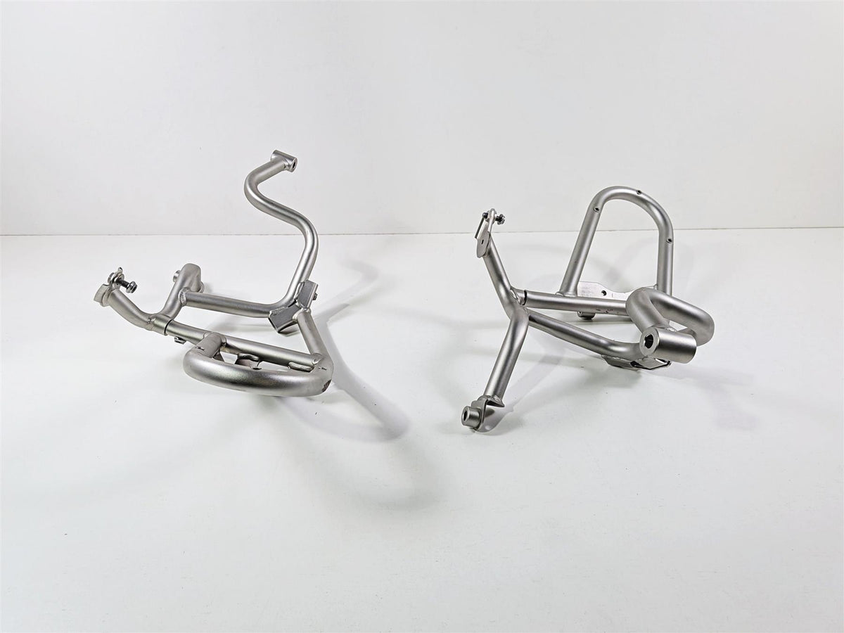 2023 BMW R1250RT RTP K52 Engine Protection Crash Bar Set READ 11848548601 {{ shop.shopifyCountryName }} - Mototech271