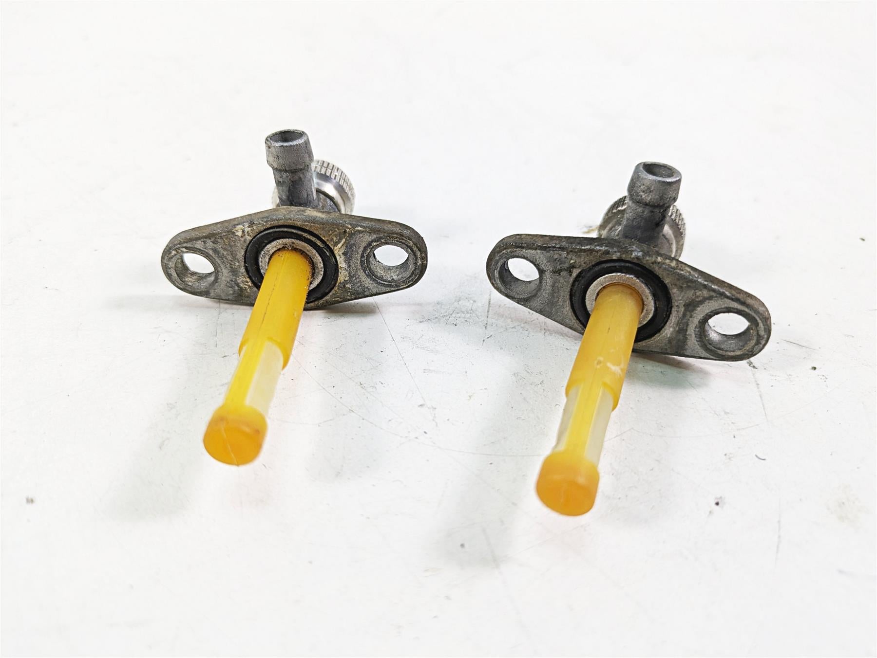 2018 KTM 1090 Adventure R Fuel Gas Petrol Tank Petcock Set 58507003200 {{ shop.shopifyCountryName }} - Mototech271