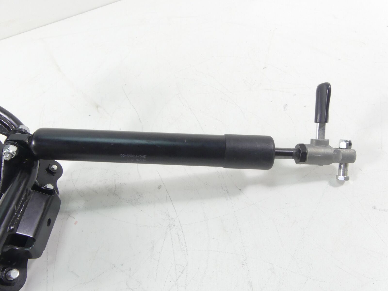 2018 Yamaha YXZ1000 R EPS Steering Wheel Mount Damper Set 2HC-F3838-02-00 {{ shop.shopifyCountryName }} - Mototech271