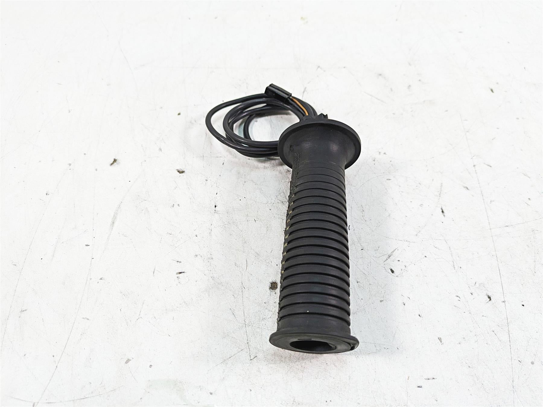 2007 BMW R1200RT K26 Left Heated Hand Grip Grab - Read 61317694813 {{ shop.shopifyCountryName }} - Mototech271