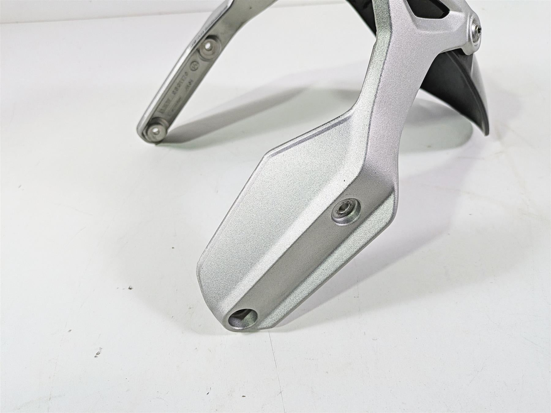 2014 BMW R nine T R9T K21 Front Fender Black & Side Mounts 46618528968 {{ shop.shopifyCountryName }} - Mototech271