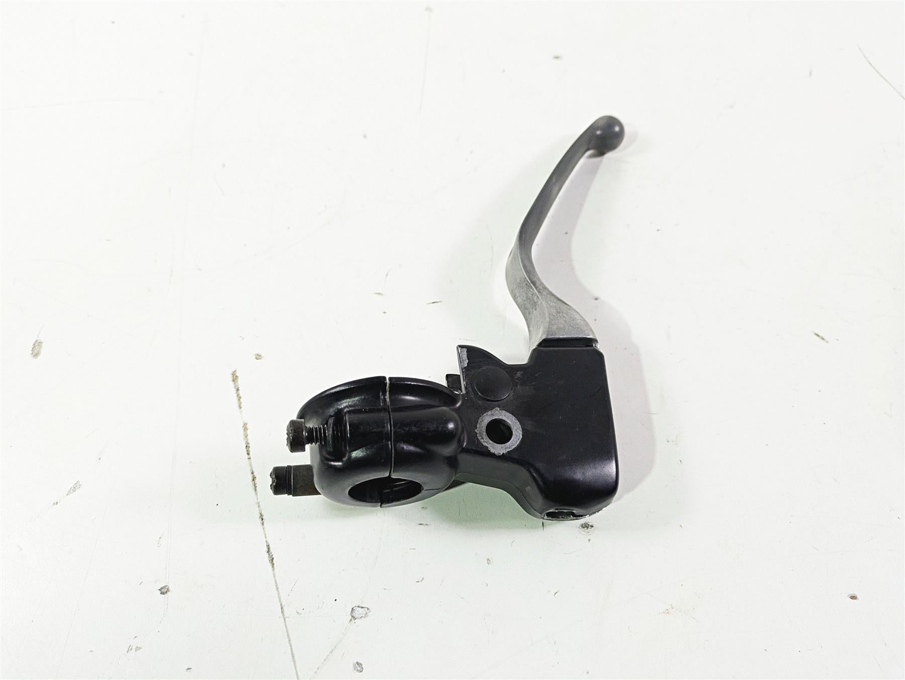 2008 Harley Touring FLHTP Electra Glide Clutch Perch & Lever 38700-08A 45080-08A {{ shop.shopifyCountryName }} - Mototech271