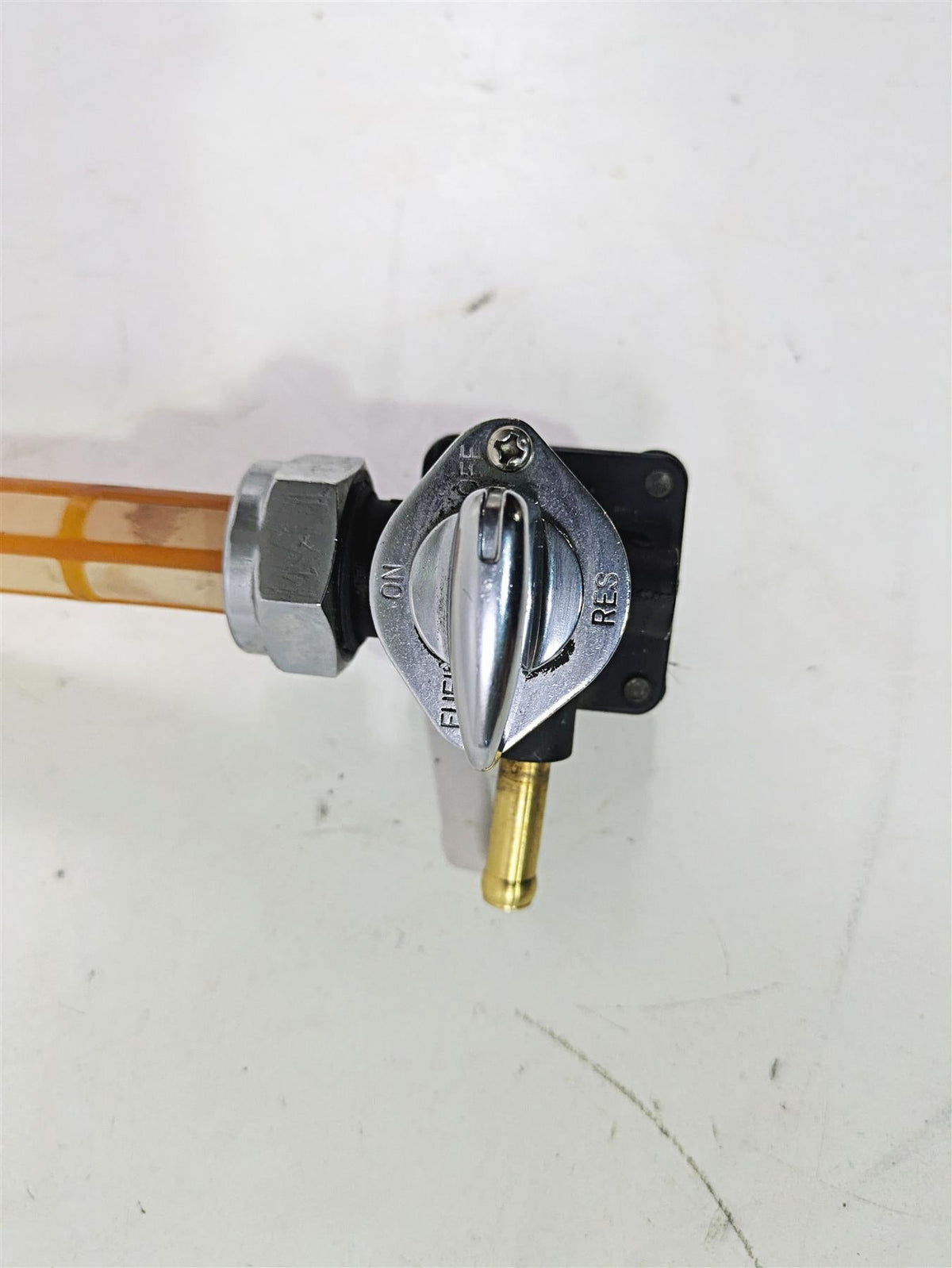 2004 Harley Softail FLSTF Fat Boy Fuel Gas Petrol Petcock 61338-02 {{ shop.shopifyCountryName }} - Mototech271