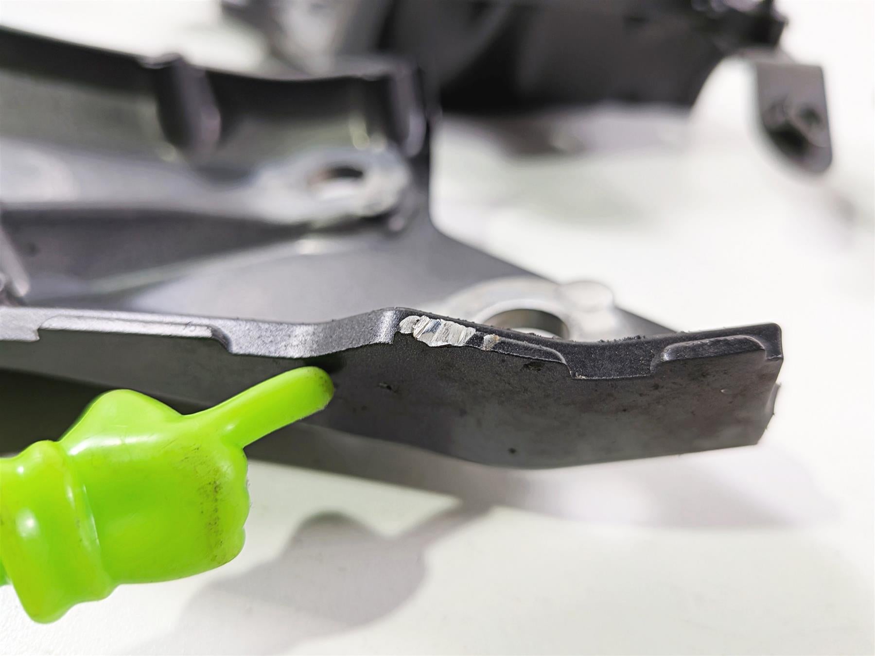 2025 Yamaha YZF R7 Side Frame Foot Peg Mount Cover Set BEB-274A4-00 BEB-274A3-00 {{ shop.shopifyCountryName }} - Mototech271