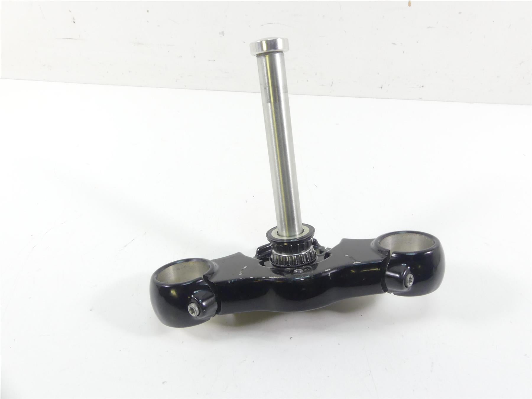 2020 Harley Softail FXBB Street Bob Lower Triple Tree Yoke Clamp - Read 45900170 {{ shop.shopifyCountryName }} - Mototech271