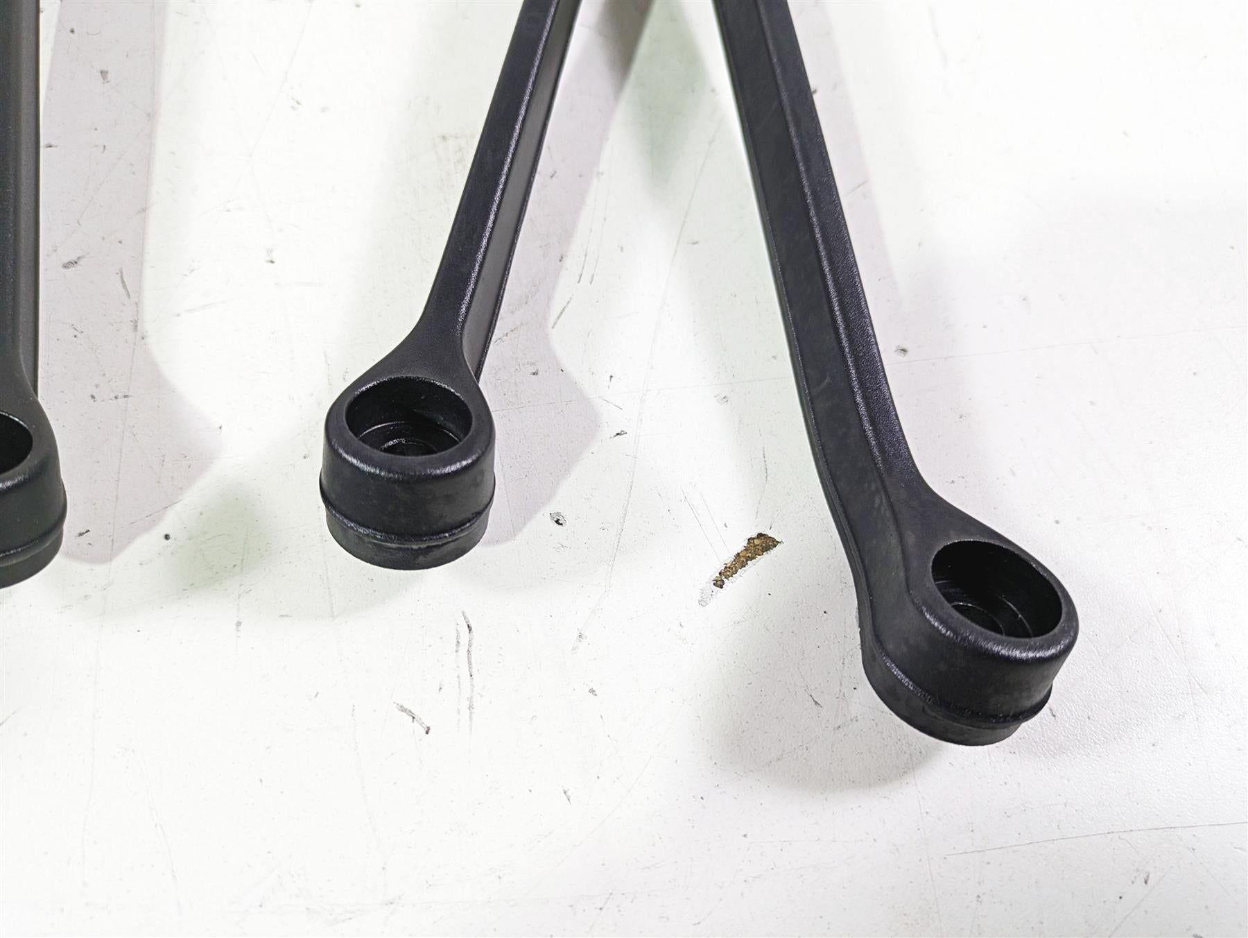 2017 BMW S1000R K47 Rear Footpeg Foot Peg Rest Set 46718542025 46718542400 {{ shop.shopifyCountryName }} - Mototech271
