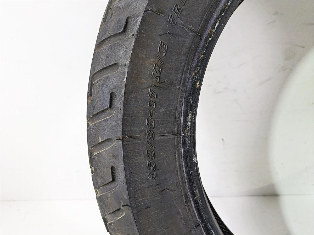 Used Front Motorcycle Tire Dunlop D404F 150/80-17 45605607 {{ shop.shopifyCountryName }} - Mototech271